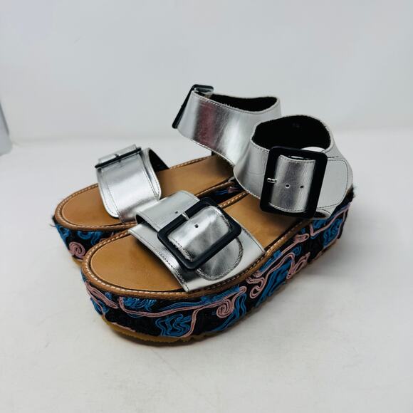 John David Silver Platform Sandals 38 Chunky Embroidered Sole Festival Shoe - Picture 12 of 12